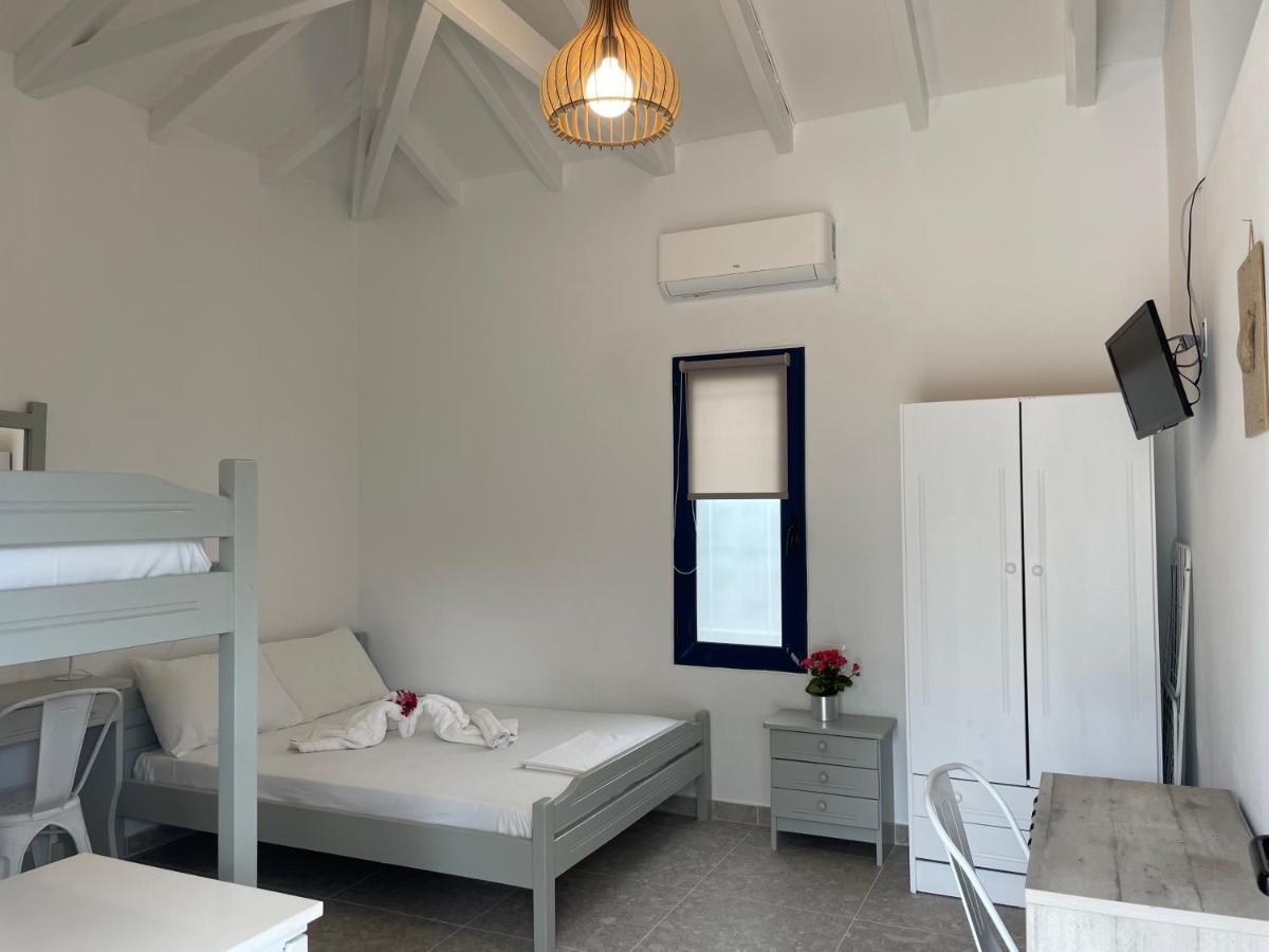 Simos Camping Elafonisos & Bungalows Elafonissos Exterior foto